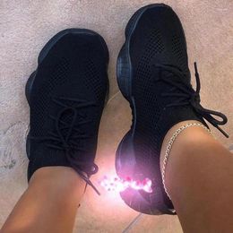 Casual Shoes Solid Colour Breathable Increased Comfortable Non-slip Low-cut Cross-strap Sneakers 2024 For Women And Man