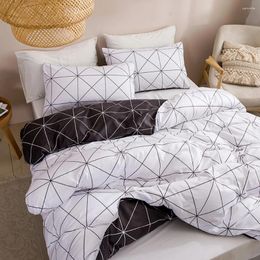 Bedding Sets 3pcs Thickened Soft Bed Sheet Pillow Cases Comfortable Duvet Cover Set Polyester Modern Geometric Printed Washable Home Textile
