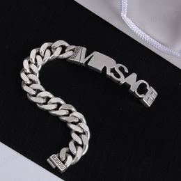 Top Woman Designer Bangle Bracelet Classic Correct Letter Chain Bracelet Unisex Birthday Gifts Social Party Jewellery with Box