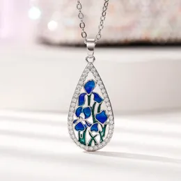 Pendant Necklaces Huitan Creative Blue Flowers Enamel Necklace Fashion Water Drop Shaped With CZ Unique Gift Statement Jewellery For Women