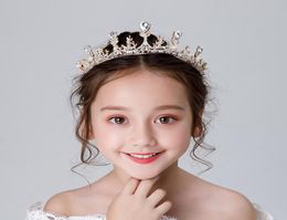 Frozen Princess Crystal Crown Rhinestone Tiaras Alloy Bridal Headdress Handmade Craft Hair Accessories Kids Wreath Women Garland6376679