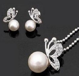 Silver Cream Pearl Clear Rhinestone Crystal Small Butterfly Pendant Necklace and Earrings Jewellery set Top Quality6042899
