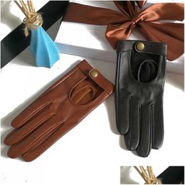 Five Fingers Gloves Half Palm Glove Rivet Pins Street Fashion Driving Genuine Real Goat Leather Women Short Mittens G599 220112 Drop D Dhs94