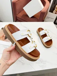 Women shoes Sandals Quilted Designer Shoes Platform Flats Low Heel Wedge Diamond Buckle Sandal Slip On Ankle Strap Flip Flop 0420