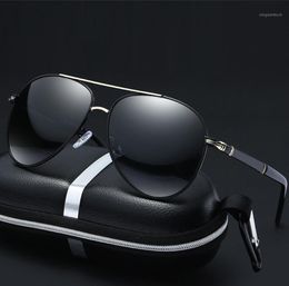 Pilot Polarized Sunglasses MenWomen Eyewear Luxury Designer ManWomen039s Driving Sunglass UV Protection Goggles For MaleFema5981345