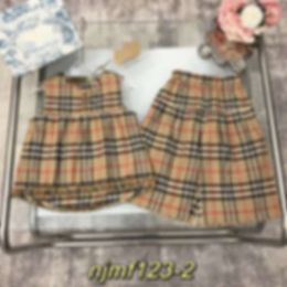 Women's T-shirt Girls' Set Small Vest, Capri Pants, Wide Leg Full Plaid Design, Soft Comfortable, Skincare Free