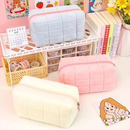 Storage Bags Women Cosmetic Soft Plush Bag Fluffy Makeup Travel Wash Handbag Lady Gift