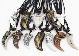 Fashion Jewelry Wholesale 12PCS/LOT Mixed Cool Imitation Bone Carved Dragon Totem /Wolf Tooth Pendant Necklace Amulets Drop Shipping7527793