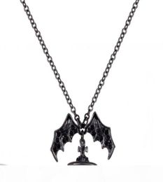 Queen Mother Demon Evil Titanium Black Wings Diamond Saturn Necklace Super Cool Punk Bat3860355