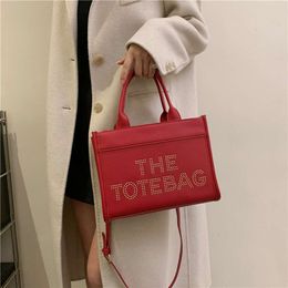 Handbag Designers Sell Women's Bags From Discount Brands Fashionable and Tote Bag New Fashion Handbag Shoulder Crossbody for Women