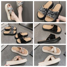 2024 Luxury Thick soled cross strap cool slippers for women to wear Exquisite sequin sponge cake sole one line trendy slippers