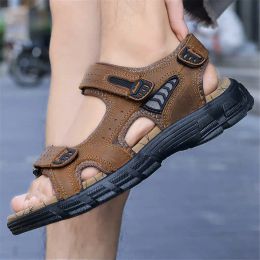 Round Tip Number 38 Sports Slipper Golf 7 Shoes Sandals For Men Summer Sneakers Play Everything High End Fit Runner