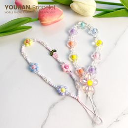 Trendy Tulip Flower Beaded Mobile Phone Chain Lanyard Cute Acrylic Flower Beads Cell Phone Charms Strap Phone Case Hanging Cord