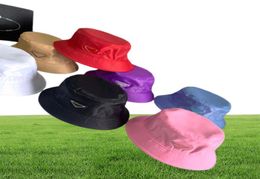 Nylon Bucket Hat Unisex Women Mens Hats Luxurys Designers Caps Bonnet Beanie Dots Designer P Cap Womens Sunhat Pink D2107072L7921081