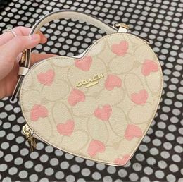 Womens mens black white heart bag strap Leather purse Luxurys handbag pink Designer Shoulder top handle strawberry CrossBody Clutch denim city tote 88