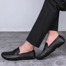 Walking Shoes Men Casual Leather Genuine Comfortable Breathable Flat-bottomed Light Daily Lazy Peas