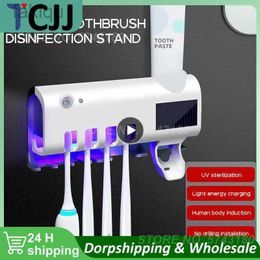 Toothbrush Sanitizer Wall-mounted Toothbrush Holder Solar UV Light Ultraviolet Toothbrush Sterilizer Automatic Toothpaste Holders Bathroom Accessorie 240413