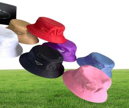 Nylon Bucket Hat Unisex Women Mens Hats Luxurys Designers Caps Bonnet Beanie Dots Designer P Cap Womens Sunhat Pink D2107072L8924077