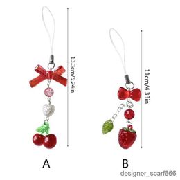 Keychains Lanyards Strberry Beaded Keychain for Girls Sweet Cool Y2K Sweet Keychain Bag Charm Cherry Bowknot Keyring Jewellery Gift