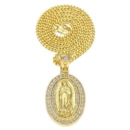 Authentic Hiphop Santa Maria Pendant Necklaces For Mens Oval Charm Gold Plated Full Diamond Hip Hop Jewelry 5497236