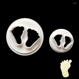 Baking Moulds 2pcs Baby Feet Flipping Sugar Cake Printing Cutting Biscuit Mould Tool 52013