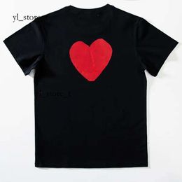 Play Fashion Mens T-shirts Designer Red Heart Shirt Casual Tshirt Cotton Embroidery Short Sleeve Summer T-shirt High Quality Playt Shirt Asian Sizes 6870