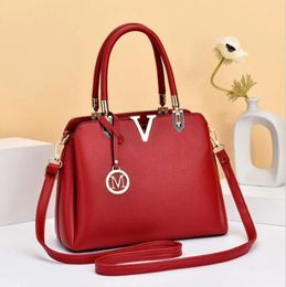 Shoulder Bags Women Leather Handbag Female Luxury Pu Brand Designer Large Casual Tote Bag 2024 V Letter Ladies