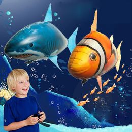 Remote Control Shark Toys Air Swimming RC Animal Infrared Fly Balloons Clown Fish Toy For Children Christmas Gifts Decoration 240408