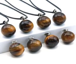 Collana di gemme rotonde collana cazzo naturale dangle da 14 mm a sfera di cristallo di cristallo guarigione Chakra Piet Charm Sfera gioielli 45 cm Black Leat6947098