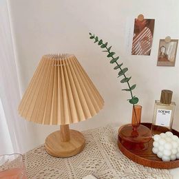 Decorative Figurines Room Decor USB Lamp Nordic Pleated Table Vintage Home Homestay Bedroom Decoration Light Umbrella Bedside