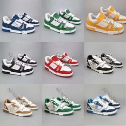 2023 Designer Men Causal Shoes Fashion Woman Leather Lace Up Platform Sole Sneakers White Black mens womens Luxury velvet suede size 36-45