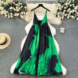 Casual Dresses Clothland Women Elegant Green Print Midi Dress V Neck Sleeveless Backless A Line Female Beach Wear Mid Calf QD475