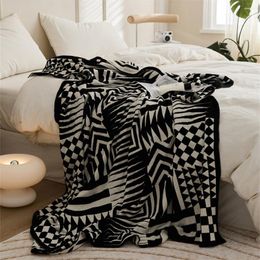 Blankets Nordic Style Knitted Blanket Soft Sofa Throw For Bed Home Office Nap Shawl Tapestry Bedroom Decorative