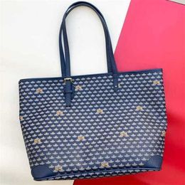 designer bag tote bag women Large capacity shopping bags portable shoulder tote bag commuting dumpling beach bag 240115