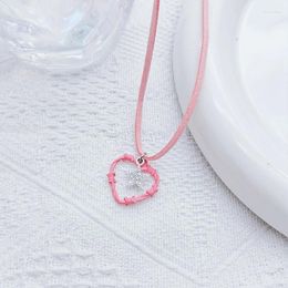 Pendant Necklaces Fashion Trend Niche Thorn Love Collarbone Chain Temperament Simple Cold Wind Adjustable Velvets Necklace