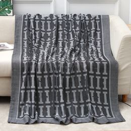 Maternal and Child First Class Cabin Aeronautical Blankets Classic Aircraft Blankets Cover Letters Sofa Cover Woven Jacquard-Weave Blanket Advertising Blanket