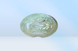 China Xiu Jade Stone Carved Fu foo Dog Lion Amulets longevity Luck Jade pendant5091913