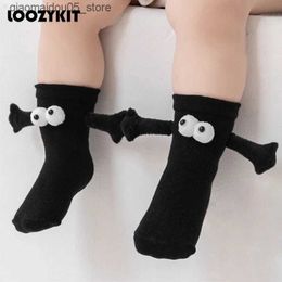 Kids Socks Cute handheld socks suitable for children boys girls solid colored cartoon eyes magnets cotton stockings medium length socks for fun gifts Q240413