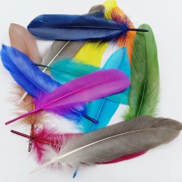 100PCS /Lot Hard Stick Colourful Goose Feathers Wedding Centrepiece In A Vase Decorativas Plumes Table Centre Accessories 15-20