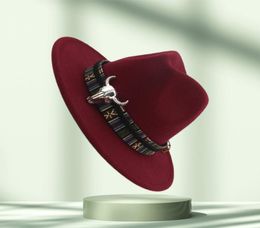 Unisex Wide Brim Cowboy Fedora Hat Bull Head Decoration Men Women Wool Felt Trilby Gambler Hats Jazz Panama Caps3528726