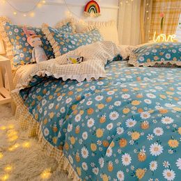 Bedding Sets Washed Cotton Four-piece Girl Heart Princess Style Quilt Cover Bed Skirt Pillowcase