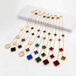 Designer VAN High Edition Thick V Gold Plated Double Sided Four Leaf Grass Necklace Irregular Chaohua Pendant