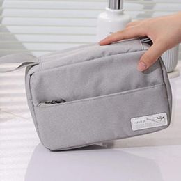 Storage Bags Large-capacity Toiletry Bag With Multi-Grid Lightweight Cosmetic Travel Supplies