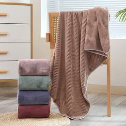 Towel Fashion Striped Soft Absorbent Microfiber Coral Fleece Bath For Men And Women 70 140cm TJ4571