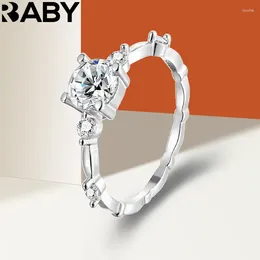 Cluster Rings URBABY 1CT D Colour Moissanite For Women Sparkling Diamond Engagement Wedding Jewellery With GRA 925 Sliver Plated 18k Ring