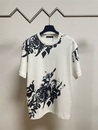 Summer Mens Designer T Shirt Casual Man Womens Loose Tees med bokstäver Tryck Kort ärmar Top Sell Luxury Men Loose Edition T Shirt Size M-XXXL A26