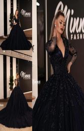 Plus Size Black Ball Gown Quinceanera Dresses Deep Vneck Long Sleeves Beaded Crystals Lace Formal Dress Sweet 16 Dress Evening Go3812280