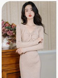 Casual Dresses Autumn Winter Knitting Temperament Women's Gentle Wind Stripe Knitted Dress 2024 Vintage V Neck Retro Feminine Vestido