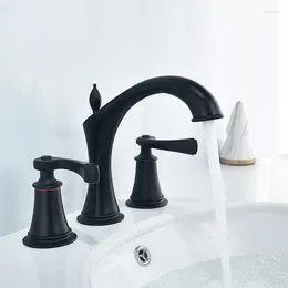 Bathroom Sink Faucets Basin Faucet Deck Mounted Brass Three Hole Double Handle And Cold Mixer Water Bathtub Retro Tap