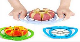 Kitchen Gadgets Apple Corer Slicer Stainless Steel Easy Cutter Cut Fruit Knife Cutter For Apple Pear Fruit Vegetables Tools DBC BH5319683